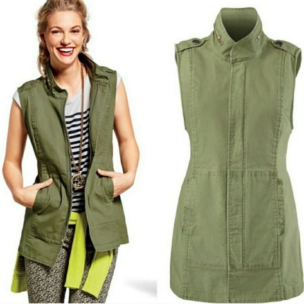 CAbi Green Sleeveless Vest